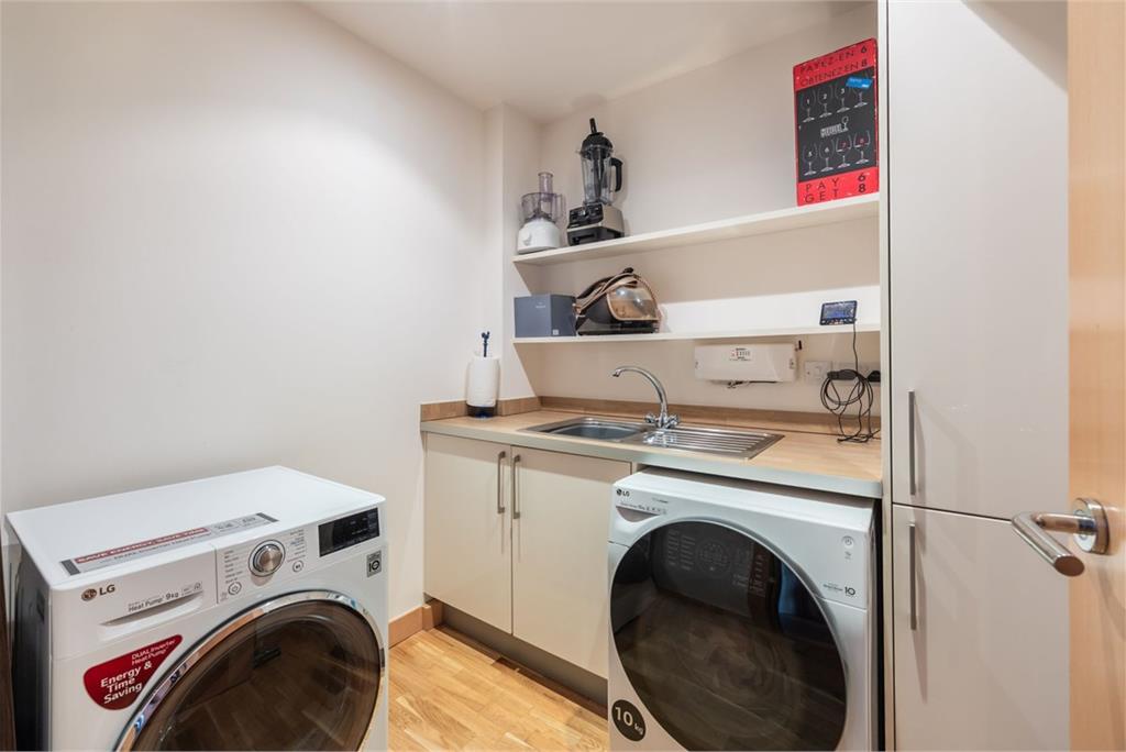 3/9 Western Harbour Breakwater, Edinburgh, EH6 6PA - image 17