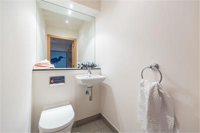 3/9 Western Harbour Breakwater, Edinburgh, EH6 6PA - image 21
