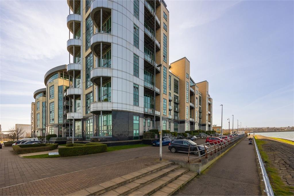 3/9 Western Harbour Breakwater, Edinburgh, EH6 6PA - image 23