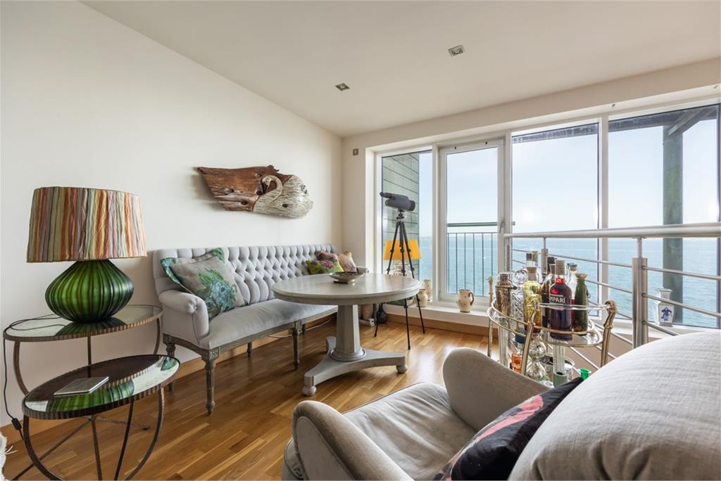 3/9 Western Harbour Breakwater, Edinburgh, EH6 6PA - image 6