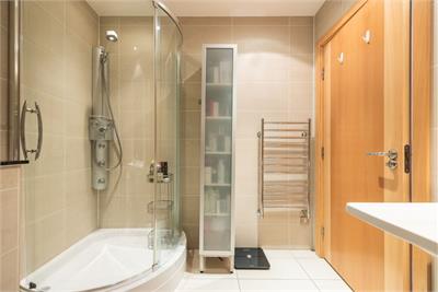 3/9 Western Harbour Breakwater, Edinburgh, EH6 6PA - image 8
