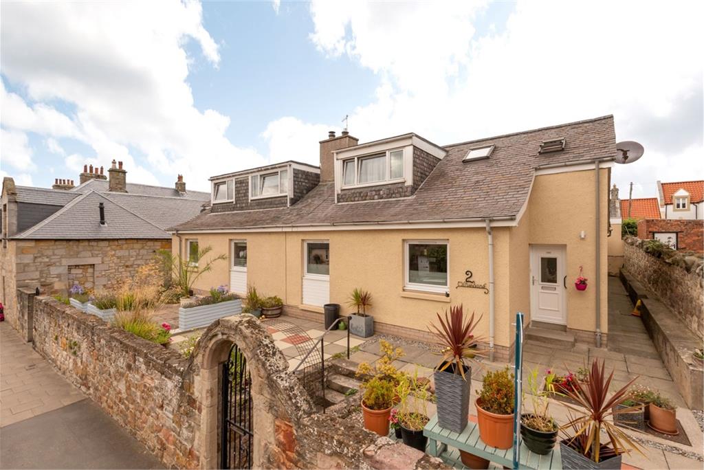2 Olive Bank, Main Street, Gullane, East Lothian, EH31 2AB - image 1