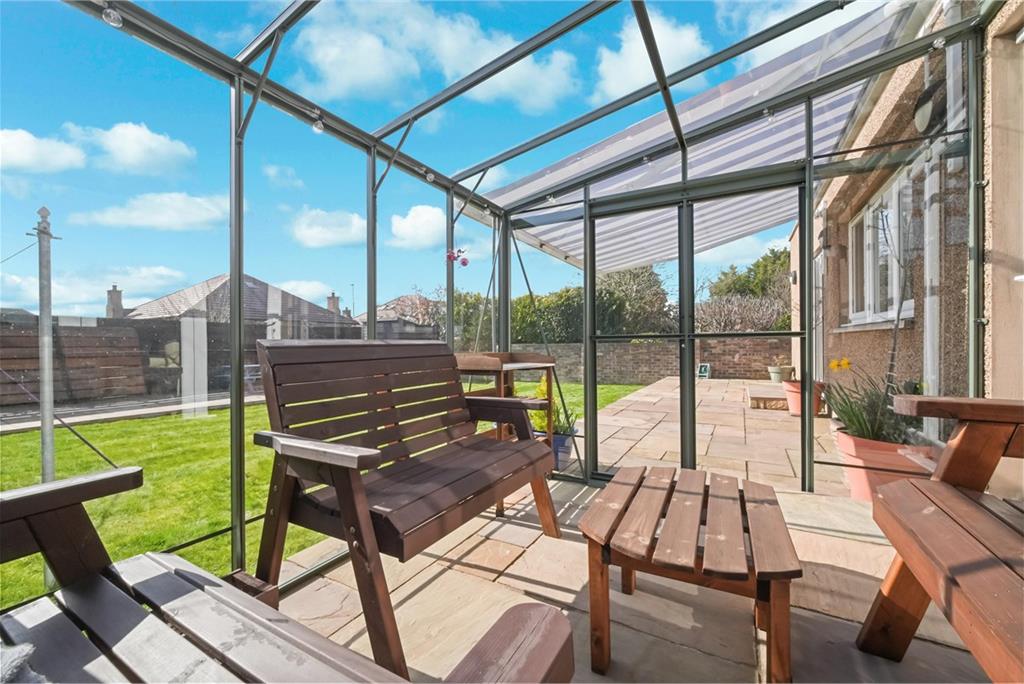 27 Craigs Avenue,
Edinburgh,
EH12 8HS - image 11