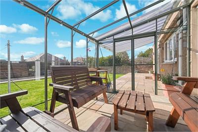 27 Craigs Avenue, Edinburgh, EH12 8HS - image 11