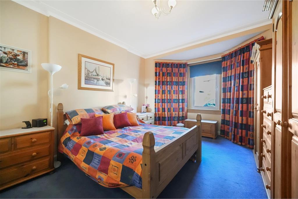 27 Craigs Avenue,
Edinburgh,
EH12 8HS - image 13