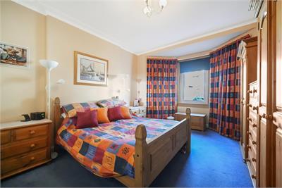 27 Craigs Avenue, Edinburgh, EH12 8HS - image 13