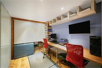 27 Craigs Avenue, Edinburgh, EH12 8HS - image 6