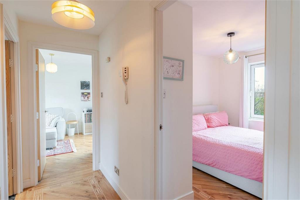Flat 3, 8, Meggetland View, Craiglockhart, Edinburgh, EH14 1XT - image 11