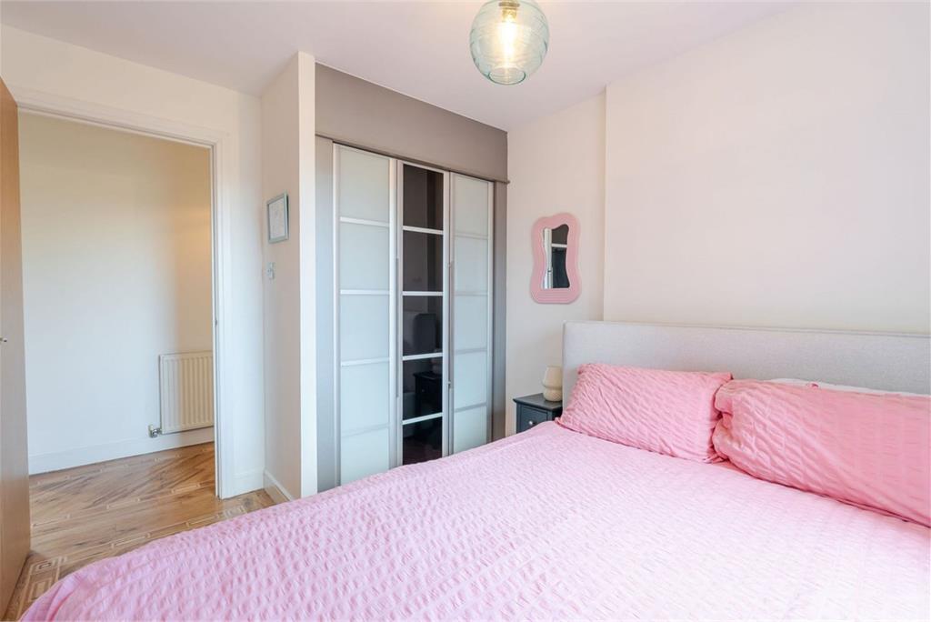 Flat 3, 8, Meggetland View, Craiglockhart, Edinburgh, EH14 1XT - image 7
