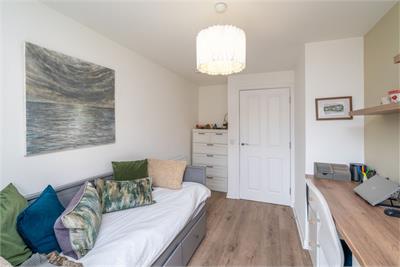 Flat 2, 8, Goldcrest Place, Cammo, Edinburgh, EH4 8GS - image 14