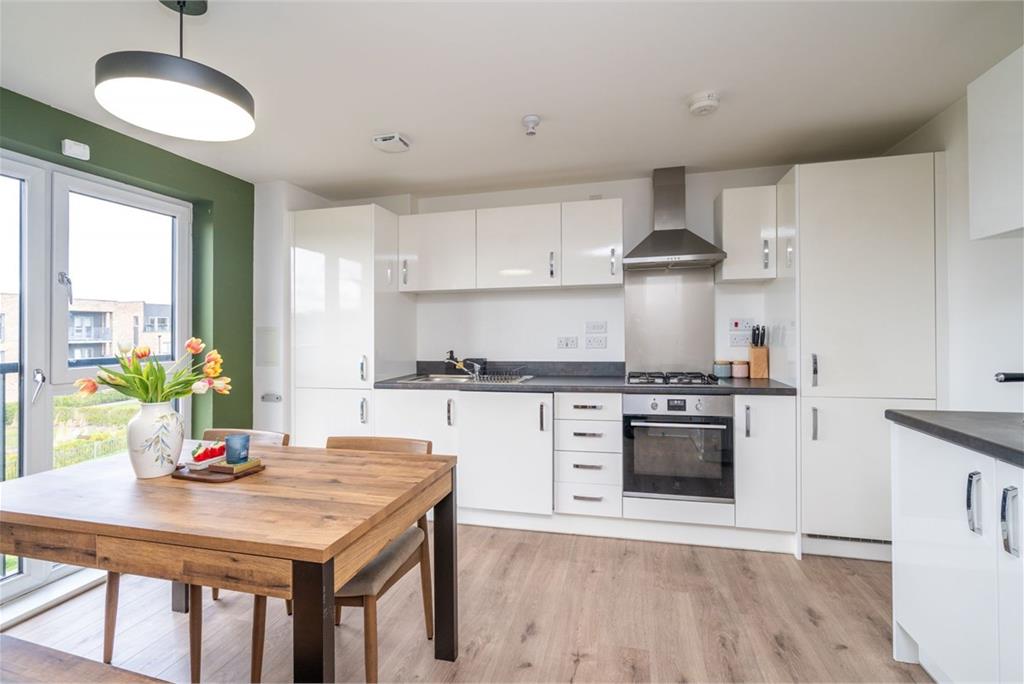 Flat 2, 8, Goldcrest Place, Cammo, Edinburgh, EH4 8GS - image 6