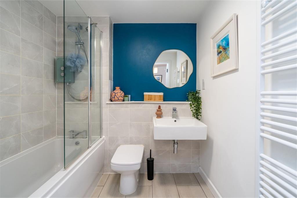 Flat 2, 8, Goldcrest Place, Cammo, Edinburgh, EH4 8GS - image 10
