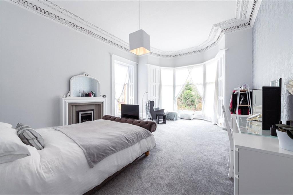 9 Craigmillar Park,
Edinburgh,
EH16 5PF - image 20