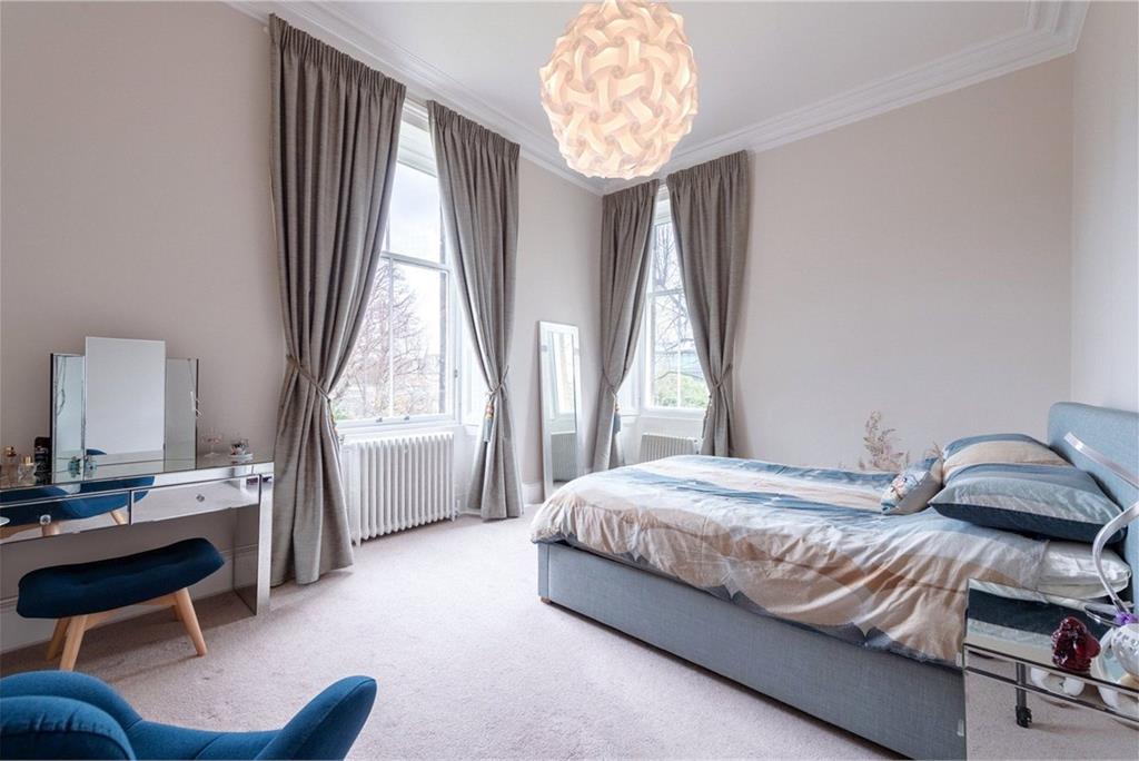 9 Craigmillar Park,
Edinburgh,
EH16 5PF - image 26