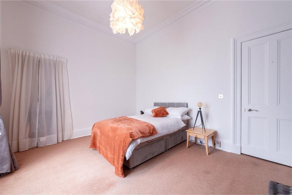 9 Craigmillar Park,
Edinburgh,
EH16 5PF - image 28