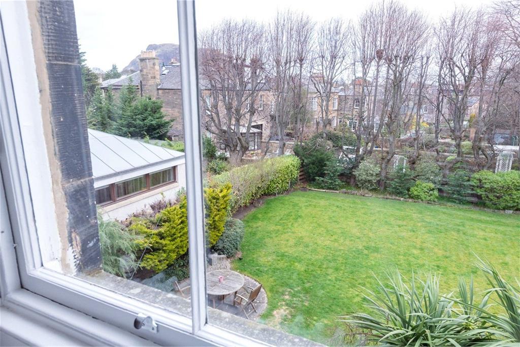 9 Craigmillar Park,
Edinburgh,
EH16 5PF - image 34