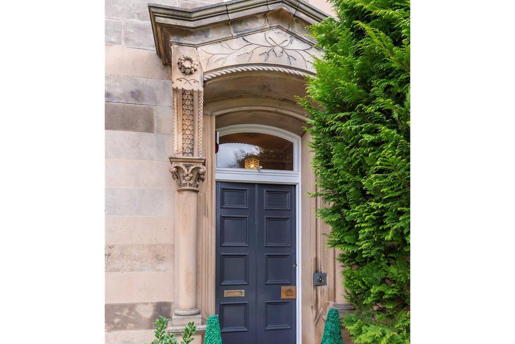 9 Craigmillar Park,
Edinburgh,
EH16 5PF - image 38