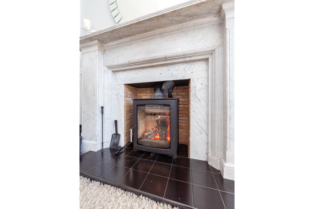 9 Craigmillar Park,
Edinburgh,
EH16 5PF - image 8