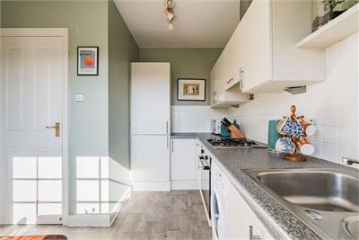 2/7 Lorimer View, Edinburgh, EH14 5DL - image 5