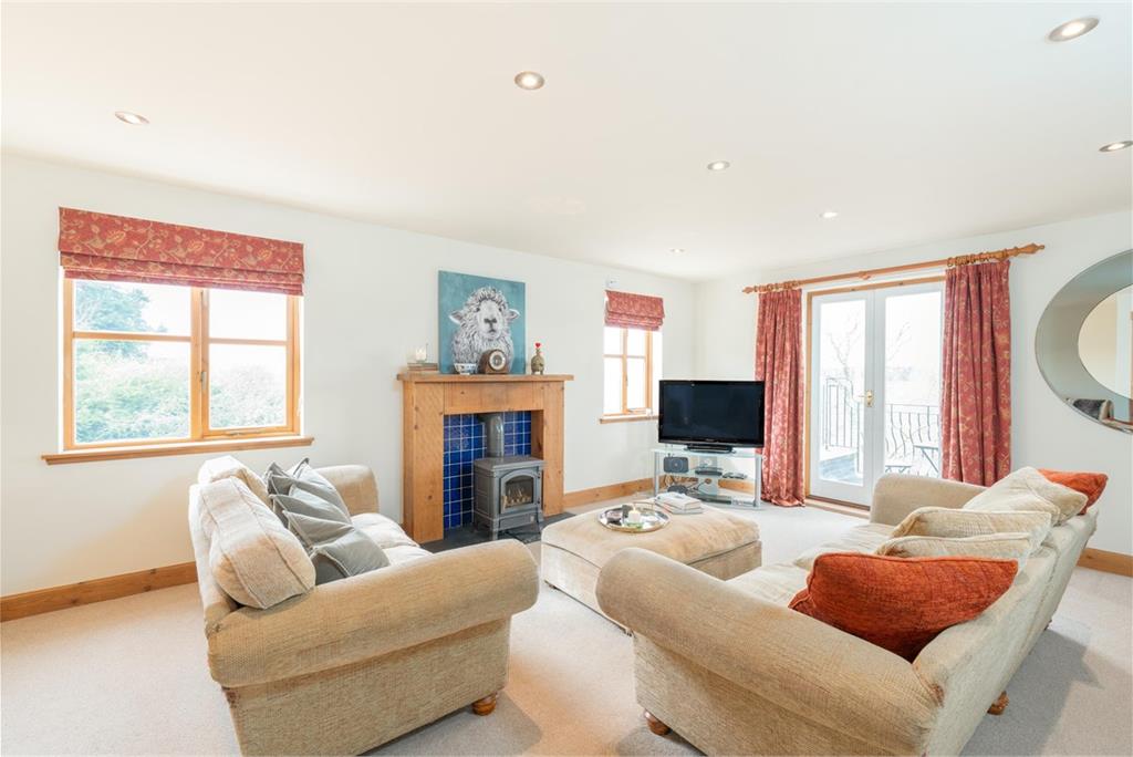 Kissinggate Cottage, Wellbrae, Teapot Street,
Morebattle,
Kelso,
TD5 8QF - image 2