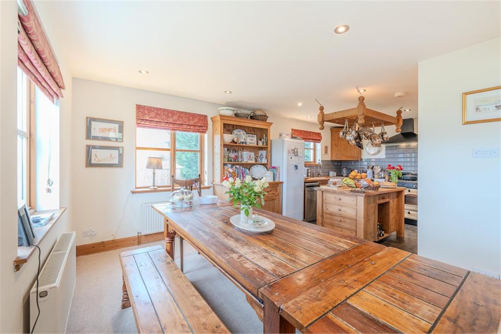 Kissinggate Cottage, Wellbrae, Teapot Street,
Morebattle,
Kelso,
TD5 8QF - image 11