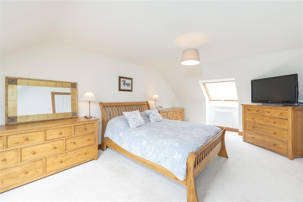 Kissinggate Cottage, Wellbrae, Teapot Street,
Morebattle,
Kelso,
TD5 8QF - image 14