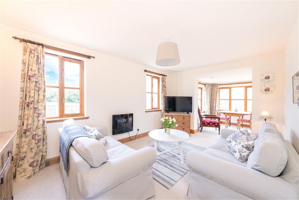 Kissinggate Cottage, Wellbrae, Teapot Street,
Morebattle,
Kelso,
TD5 8QF - image 18