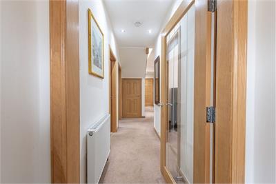 12 Park Street,
St. Andrews,
KY16 8AQ - image 14