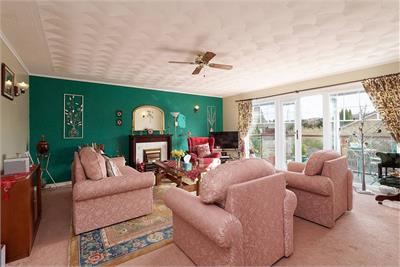 106 Ralston Road, Barrhead, Glasgow, G78 2TA - image 2