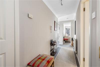 22/2 South Gray Street, Edinburgh, EH9 1TE - image 9