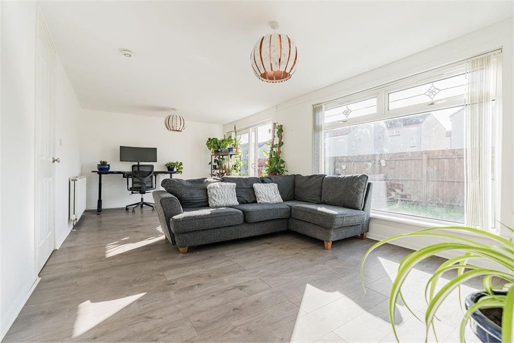 2 bed house for sale Livingston | 9 Mowbray Rise EH54 | ESPC