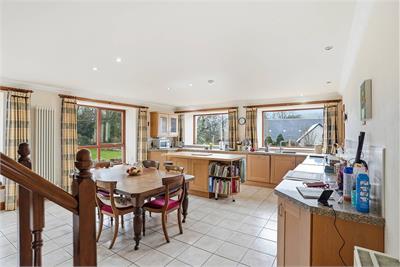 Pilgrim Lodge Kilry, Blairgowrie, PH11 8HU - image 10