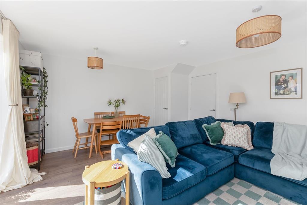 29 Merricks Avenue, Roslin, EH25 9AX - image 4
