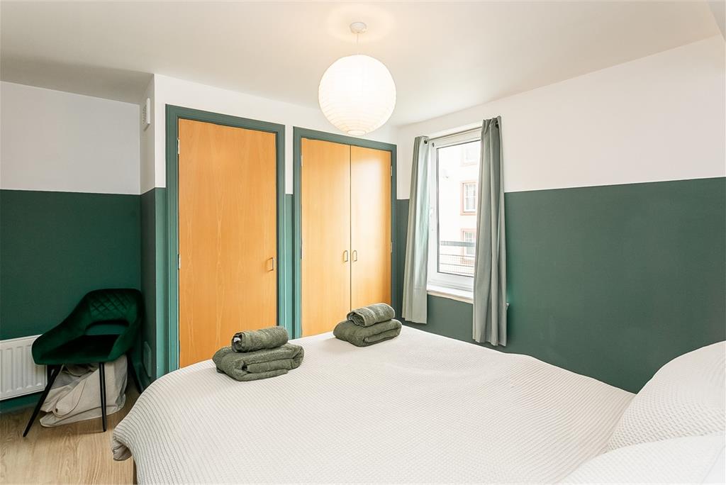 11/4 Cables Wynd,
Edinburgh,
EH6 6DU - image 12