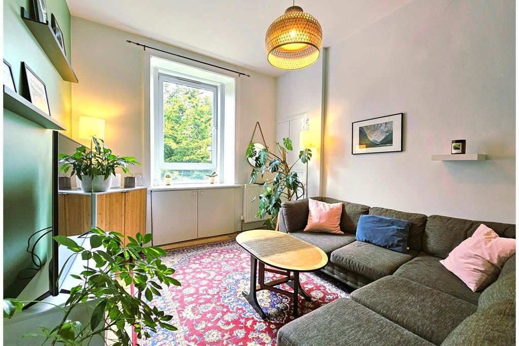 1 bed flat for sale Easter Road | 2/16 Albion Terrace EH7 | ESPC