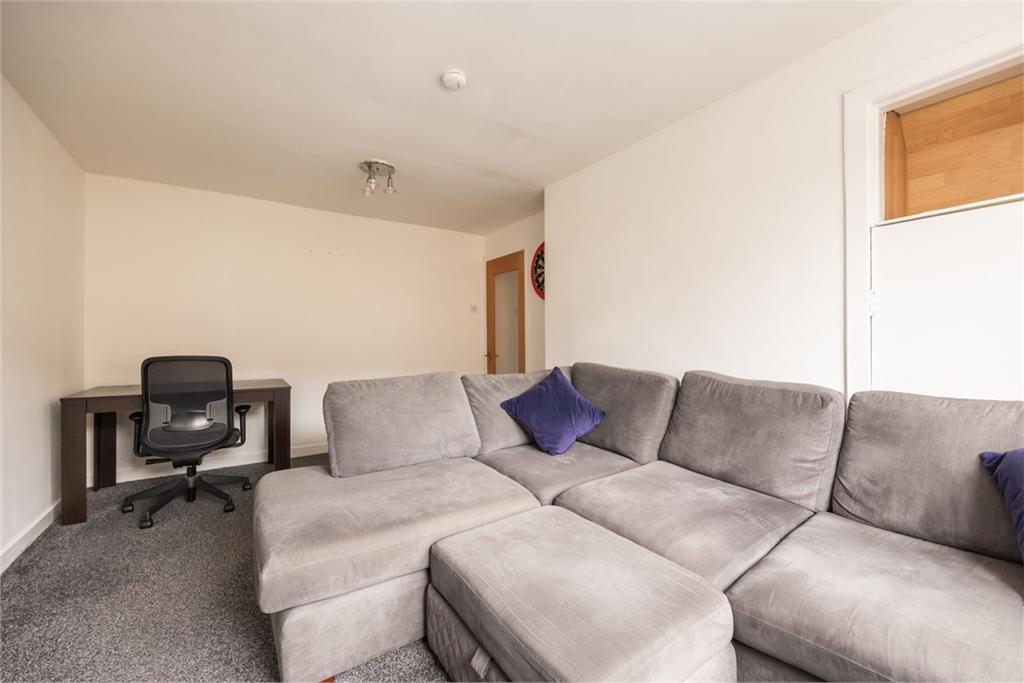1 bed flat for sale Clermiston | 1/5 Glenure Loan EH4 | ESPC