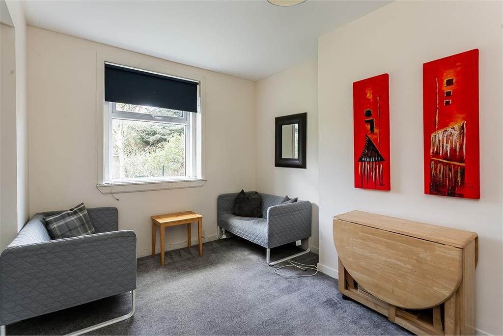 11/2 Dickson Street,
Edinburgh,
EH6 8RJ - image 2