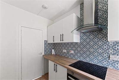 19/2 Loaning Crescent, Edinburgh, EH7 6JR - image 3