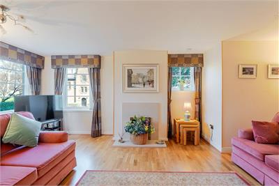 14 East Suffolk Park, Edinburgh, EH16 5PN - image 3