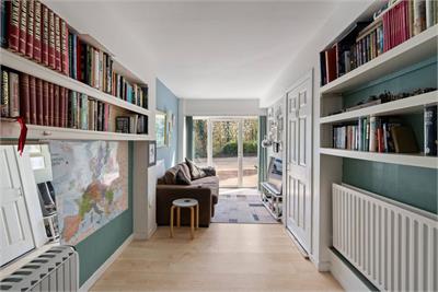 21 Daiches Braes, Brunstane, Edinburgh, EH15 2RD - image 2