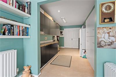 21 Daiches Braes, Brunstane, Edinburgh, EH15 2RD - image 4