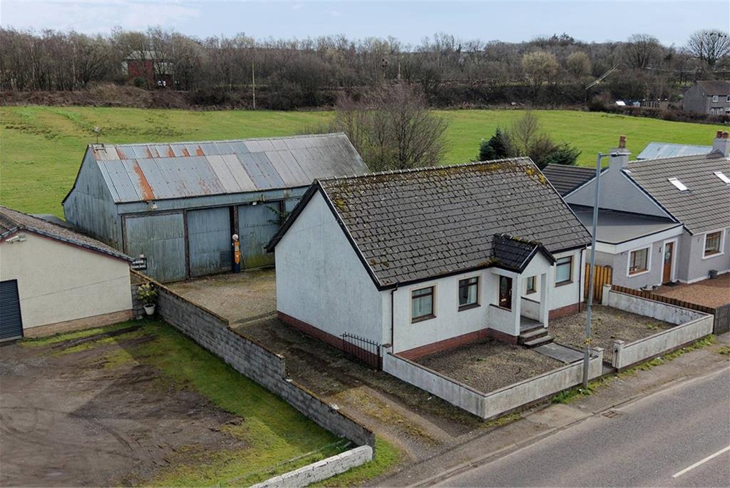 42 Lochlibo Road, Kilmarnock, Lugton, KA3 4DZ - image 1
