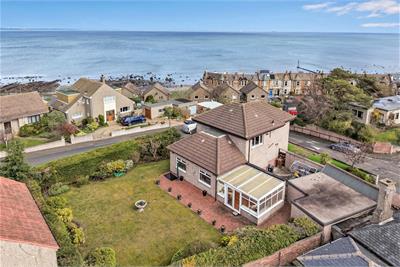 5 Eastfield Gardens, Portobello, Edinburgh, EH15 2LB - image 2