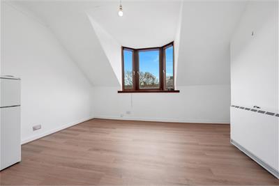 19f Lady Campbells Walk, Dunfermline, KY12 0QH - image 3