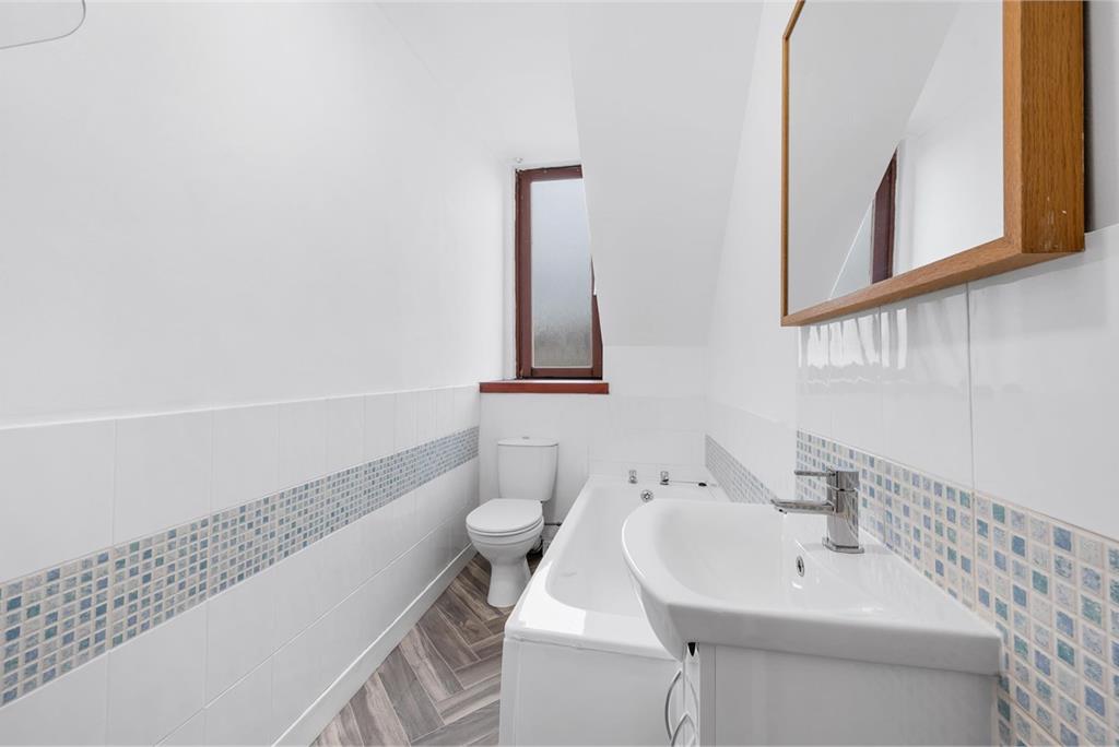 19f Lady Campbells Walk,
Dunfermline,
KY12 0QH - image 7