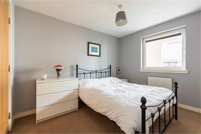 8/15 East Pilton Farm Avenue, Edinburgh, EH5 2GB - image 13