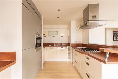 8/15 East Pilton Farm Avenue, Edinburgh, EH5 2GB - image 4