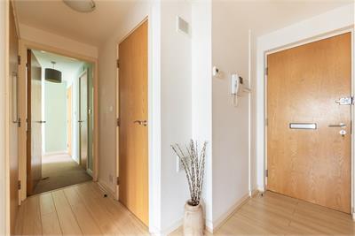 8/15 East Pilton Farm Avenue, Edinburgh, EH5 2GB - image 8