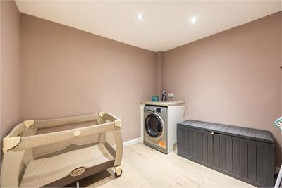83 Polwarth Gardens, Edinburgh, EH11 1LQ - image 14