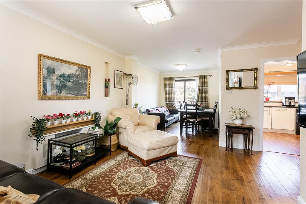 51 Guardwell Crescent,
Edinburgh,
EH17 7HA - image 2